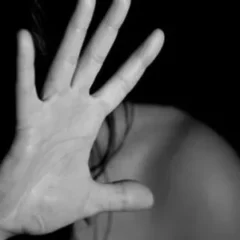 Portici violenza domestica